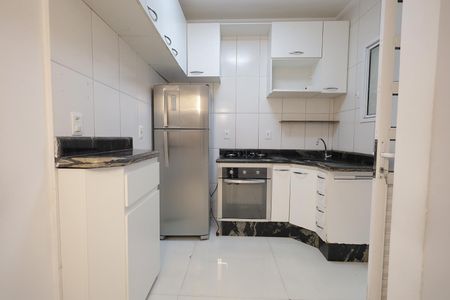 Apartamento à venda com 56m², 2 quartos e 1 vaga Apartamento à venda com 56m², 2 quartos e 1 vagaCozinha