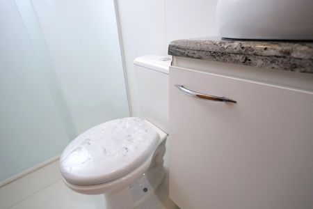 Apartamento à venda com 56m², 2 quartos e 1 vaga Apartamento à venda com 56m², 2 quartos e 1 vagaBanheiro Suíte