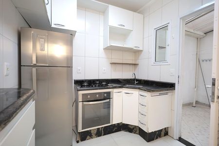 Apartamento à venda com 56m², 2 quartos e 1 vaga Apartamento à venda com 56m², 2 quartos e 1 vagaCozinha