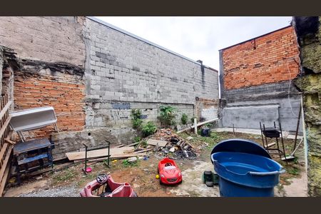 quintal de casa para alugar com 2 quartos, 62m² em Parque Regina, São Paulo