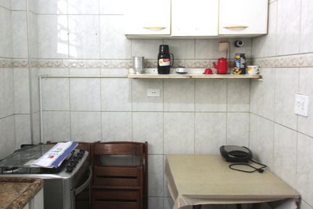 Apartamento para alugar com 69m², 2 quartos e sem vagaCozinha e Área de Serviço