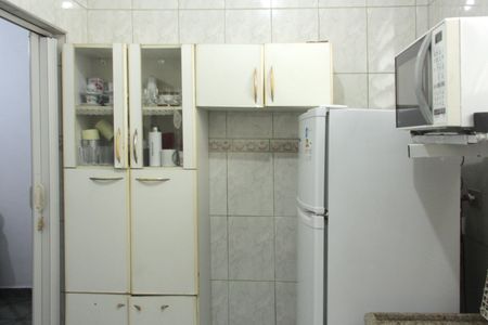 Apartamento para alugar com 69m², 2 quartos e sem vagaCozinha e Área de Serviço