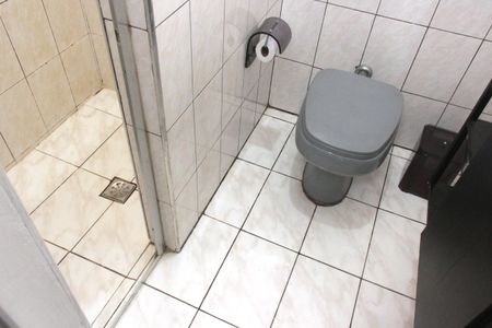 Apartamento para alugar com 69m², 2 quartos e sem vagaBanheiro