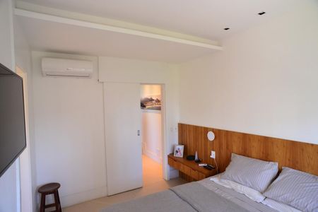 Apartamento à venda com 125m², 2 quartos e 2 vagas Apartamento à venda com 125m², 2 quartos e 2 vagasSuíte 2