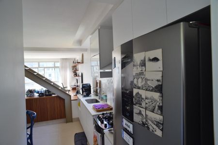 Apartamento à venda com 125m², 2 quartos e 2 vagas Apartamento à venda com 125m², 2 quartos e 2 vagasCozinha