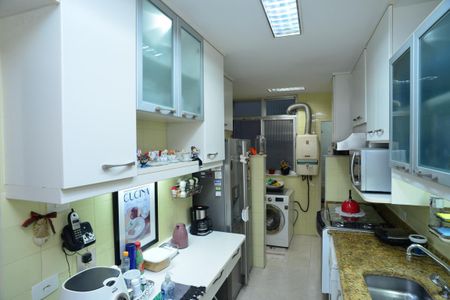 Apartamento à venda com 170m², 3 quartos e 2 vagasCozinha