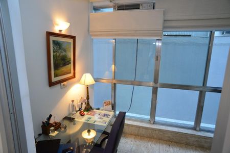 Apartamento à venda com 170m², 3 quartos e 2 vagasQuarto 2