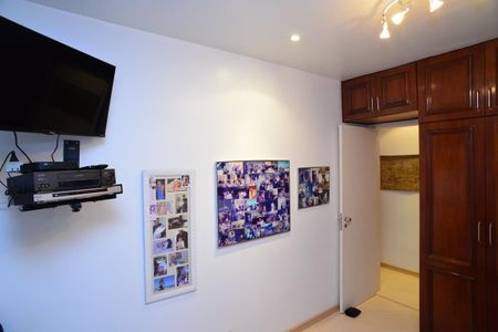 Apartamento à venda com 170m², 3 quartos e 2 vagasQuarto 1