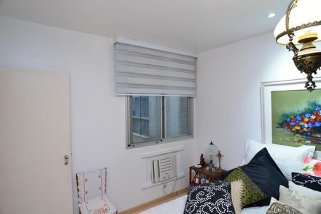 Apartamento à venda com 170m², 3 quartos e 2 vagasSuíte