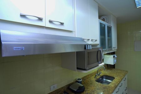 Apartamento à venda com 170m², 3 quartos e 2 vagasCozinha
