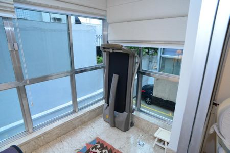 Apartamento à venda com 170m², 3 quartos e 2 vagasQuarto 2