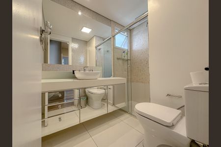 Apartamento à venda com 145m², 3 quartos e 3 vagasBanheiro Suíte Master
