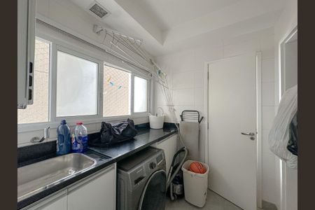 Apartamento à venda com 145m², 3 quartos e 3 vagasÁrea de Serviço