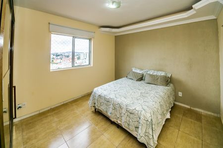 Apartamento à venda com 3 quartos, 106m² em Heliópolis, Belo Horizonte