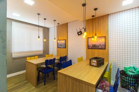 Apartamento à venda com 40m², 2 quartos e sem vagaCoworking