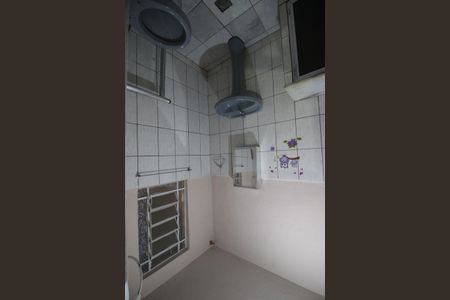 Casa para alugar com 872m², 2 quartos e sem vagaBanheiro