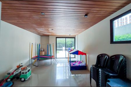 Apartamento à venda com 269m², 4 quartos e 3 vagasÁrea comum - Brinquedoteca