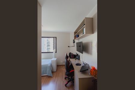 Apartamento à venda com 269m², 4 quartos e 3 vagasQuarto 2