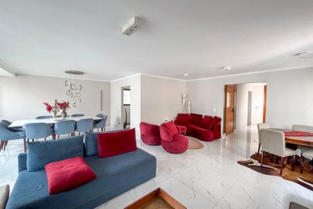 Apartamento à venda com 269m², 4 quartos e 3 vagas Apartamento à venda com 269m², 4 quartos e 3 vagasSala