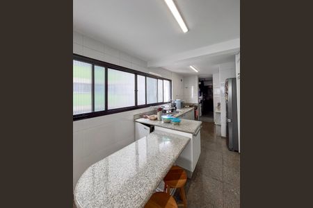 Apartamento à venda com 269m², 4 quartos e 3 vagas Apartamento à venda com 269m², 4 quartos e 3 vagasCozinha