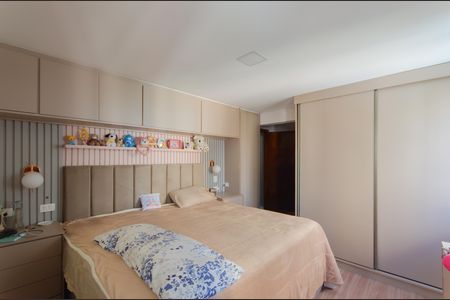 Apartamento à venda com 269m², 4 quartos e 3 vagasSuíte 2