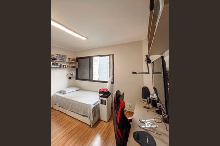 Apartamento à venda com 269m², 4 quartos e 3 vagas Apartamento à venda com 269m², 4 quartos e 3 vagasQuarto 4