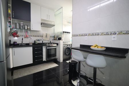 Apartamento à venda com 94m², 3 quartos e 2 vagasCozinha