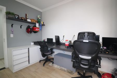 Apartamento à venda com 94m², 3 quartos e 2 vagasQuarto 3