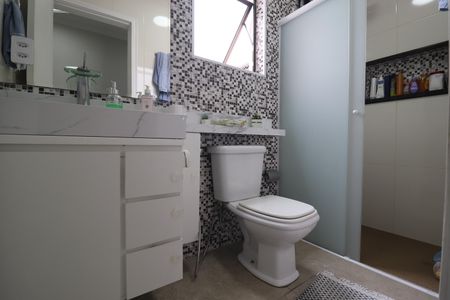 Apartamento à venda com 94m², 3 quartos e 2 vagasBanheiro 2