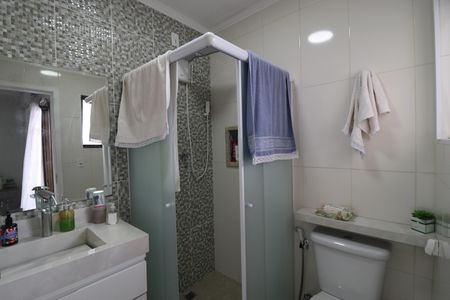 Apartamento à venda com 94m², 3 quartos e 2 vagasBanheiro Quarto 1 suíte
