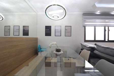 Apartamento à venda com 94m², 3 quartos e 2 vagasSala