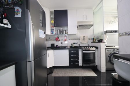 Apartamento à venda com 94m², 3 quartos e 2 vagasCozinha