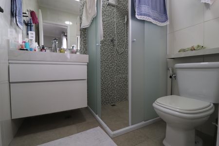 Apartamento à venda com 94m², 3 quartos e 2 vagasBanheiro Quarto 1 suíte