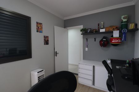 Apartamento à venda com 94m², 3 quartos e 2 vagasQuarto 3