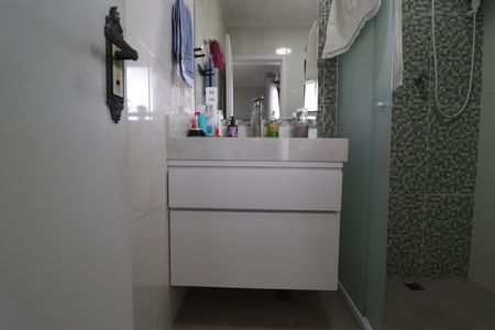 Apartamento à venda com 94m², 3 quartos e 2 vagasBanheiro Quarto 1 suíte