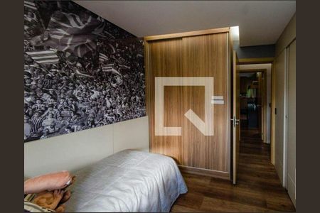 Apartamento à venda com 125m², 4 quartos e 2 vagasQuarto 