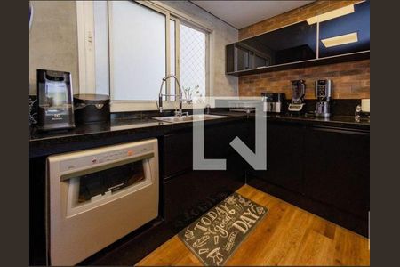 Apartamento à venda com 125m², 4 quartos e 2 vagasCozinha 