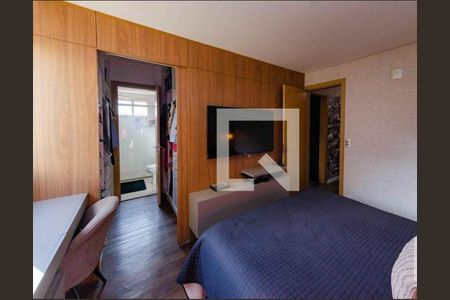 Apartamento à venda com 125m², 4 quartos e 2 vagasQuarto 