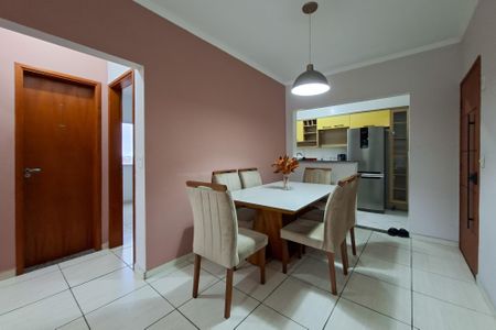 Sala de apartamento para alugar com 2 quartos, 73m² em Vila Tupi, Praia Grande