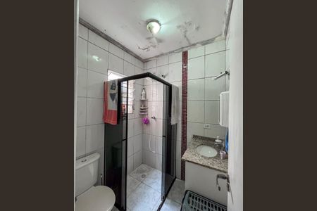 Casa à venda com 85m², 3 quartos e 2 vagasBanheiro da Suíte