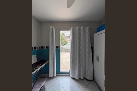 Casa à venda com 85m², 3 quartos e 2 vagasQuarto 2