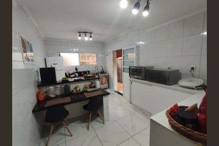 Casa à venda com 196m², 4 quartos e 2 vagasFoto 07