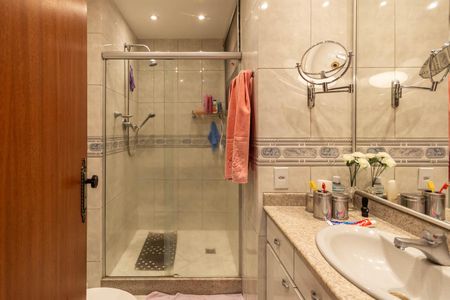 Apartamento à venda com 93m², 3 quartos e 2 vagasBanheiro