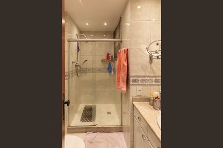 Apartamento à venda com 93m², 3 quartos e 2 vagasBanheiro