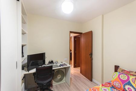 Apartamento à venda com 93m², 3 quartos e 2 vagasQuarto 2