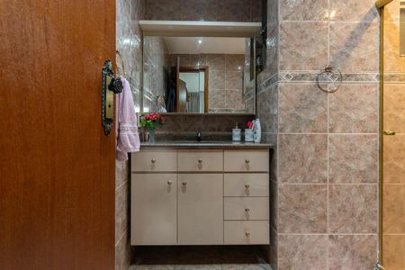 Apartamento à venda com 93m², 3 quartos e 2 vagasBanheiro Suíte