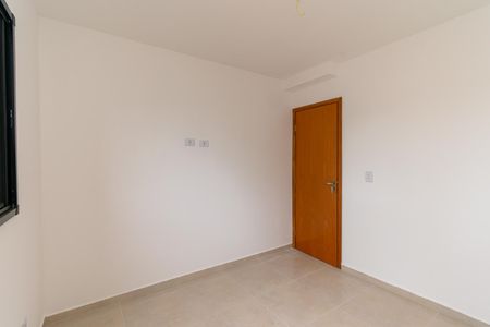 Quarto 2 de apartamento para alugar com 2 quartos, 40m² em Vila Charlote, São Paulo