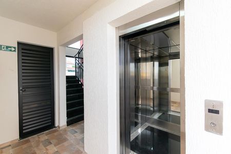 Apartamento para alugar com 40m², 2 quartos e sem vagaÁrea comum