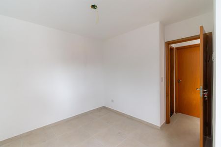 Quarto 1 de apartamento para alugar com 2 quartos, 40m² em Vila Charlote, São Paulo