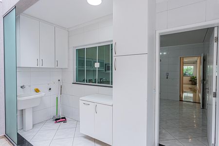Casa à venda com 186m², 3 quartos e 2 vagasÁrea de Serviço